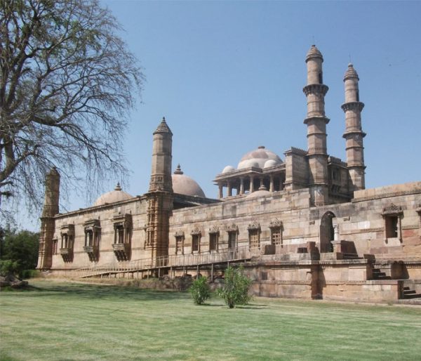 champaner arunace